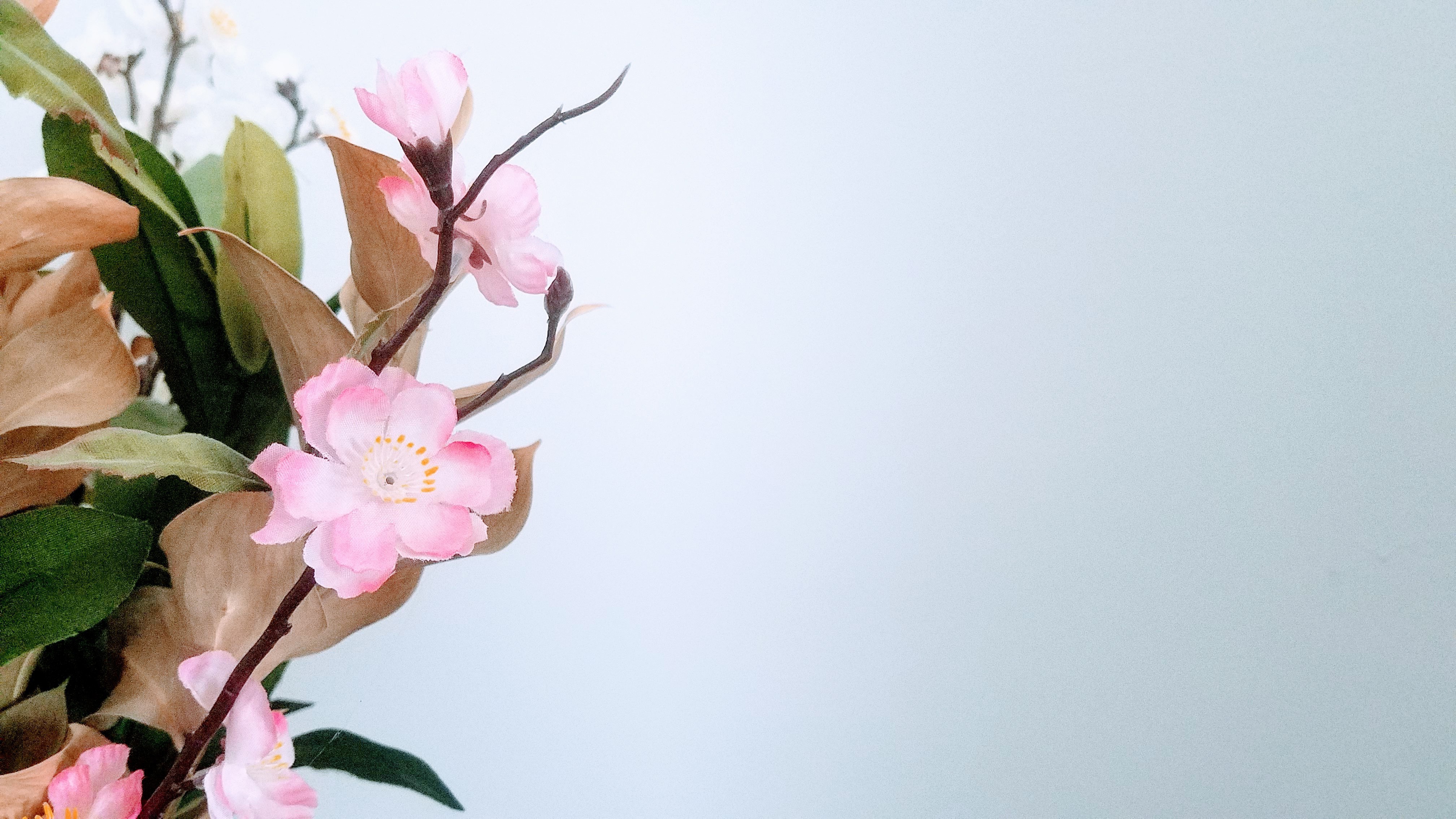 Romantic floral arrangement with garden-inspired form